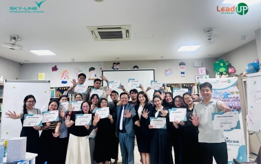 Bế giảng khóa đào tạo “Tư vấn tuyển sinh hiệu quả” dành cho Ban Tuyển sinh - Hệ thống Giáo dục Sky-Line