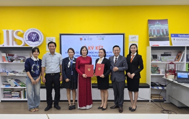 Lễ ký kết hợp tác giữa Lead-UP Academy và Khoa Quốc tế – Đại học Huế